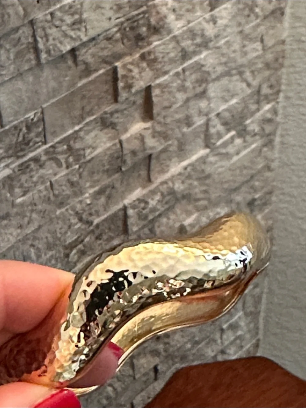 Fashion Jewelry Gold Textured Wave Bangle Bracelet